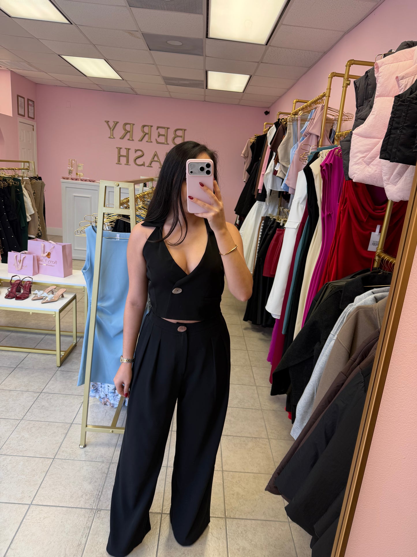 Laura Black Set