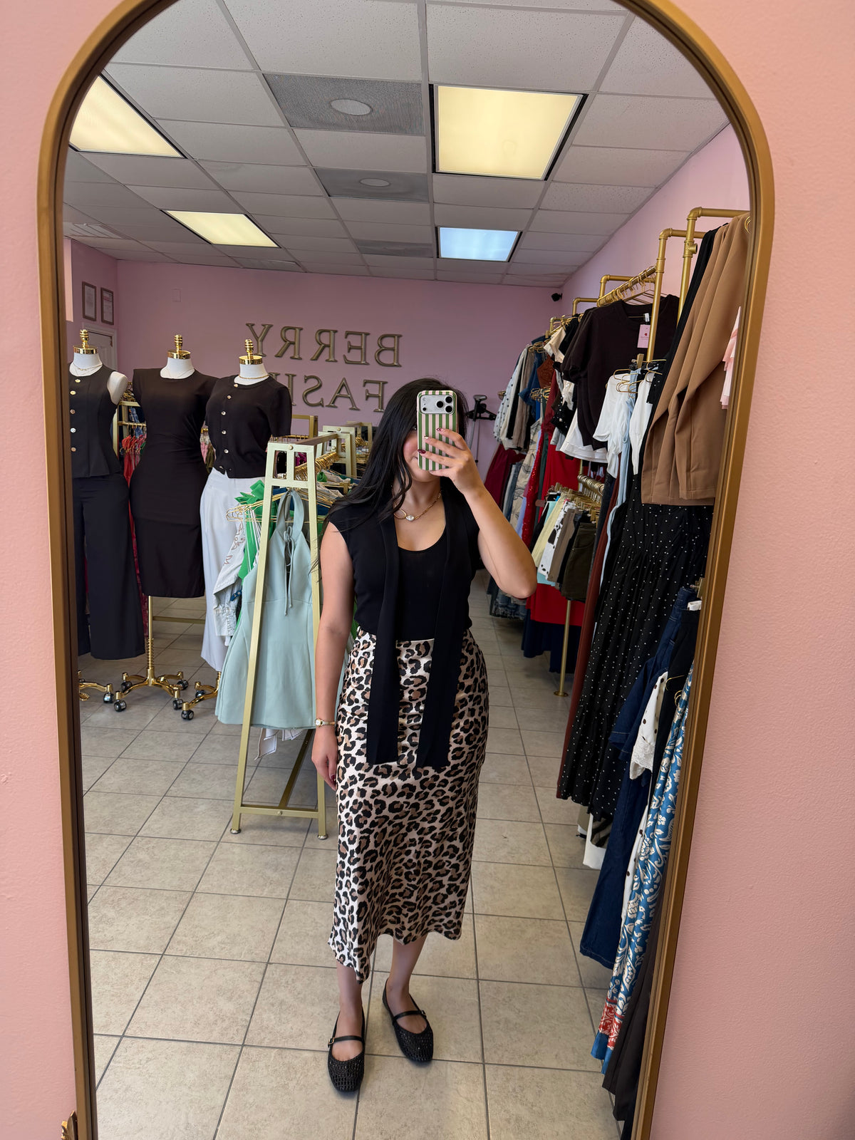 Ashly Black Top