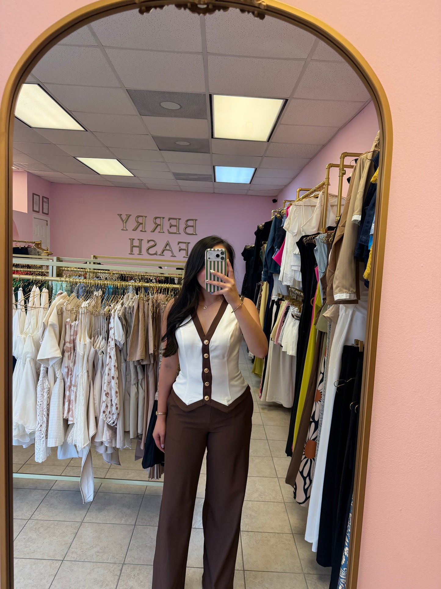 Sarai Set