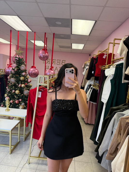 Regina Black Dress