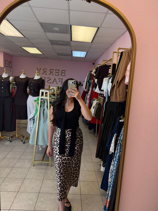 Ashly Black Top
