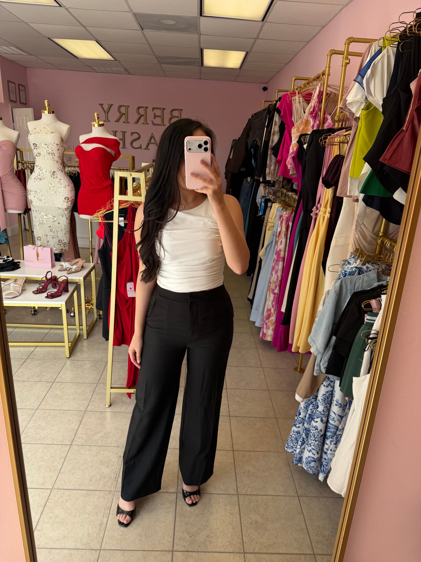Arely White Top