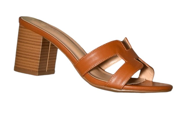 Laura Heels