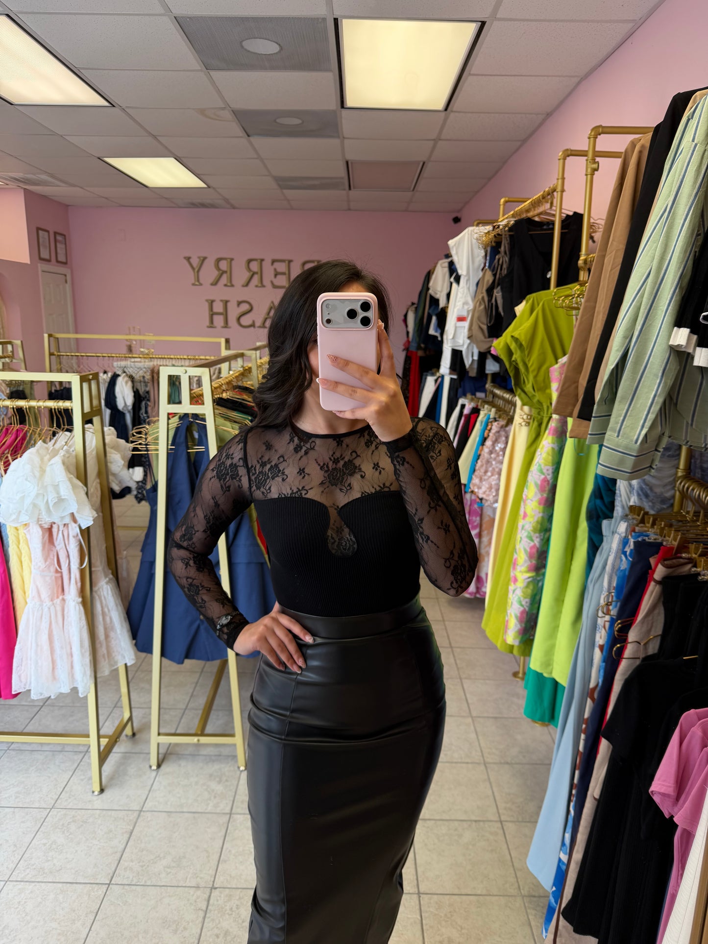 Elvia Top