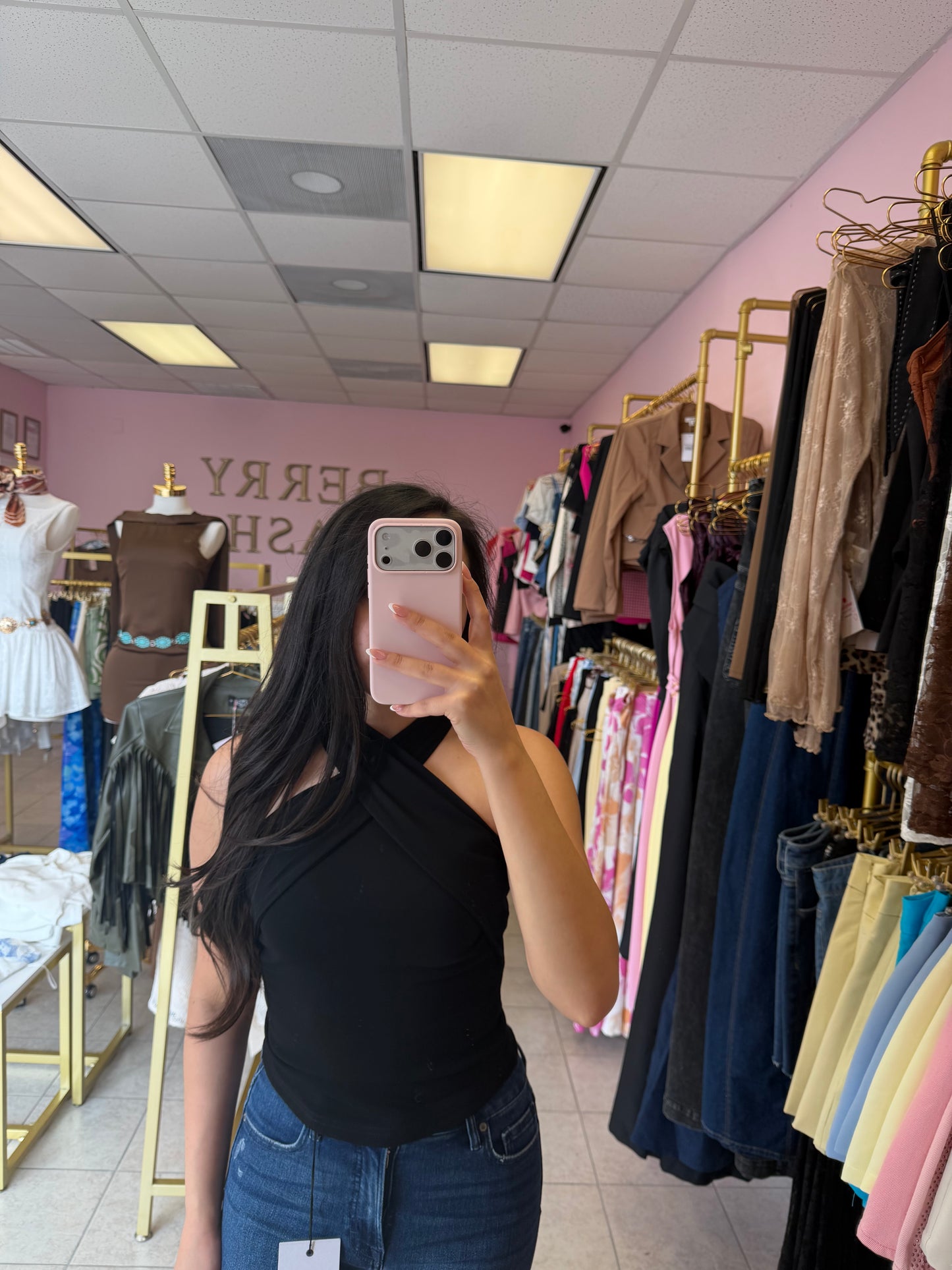 Mireya Black Top