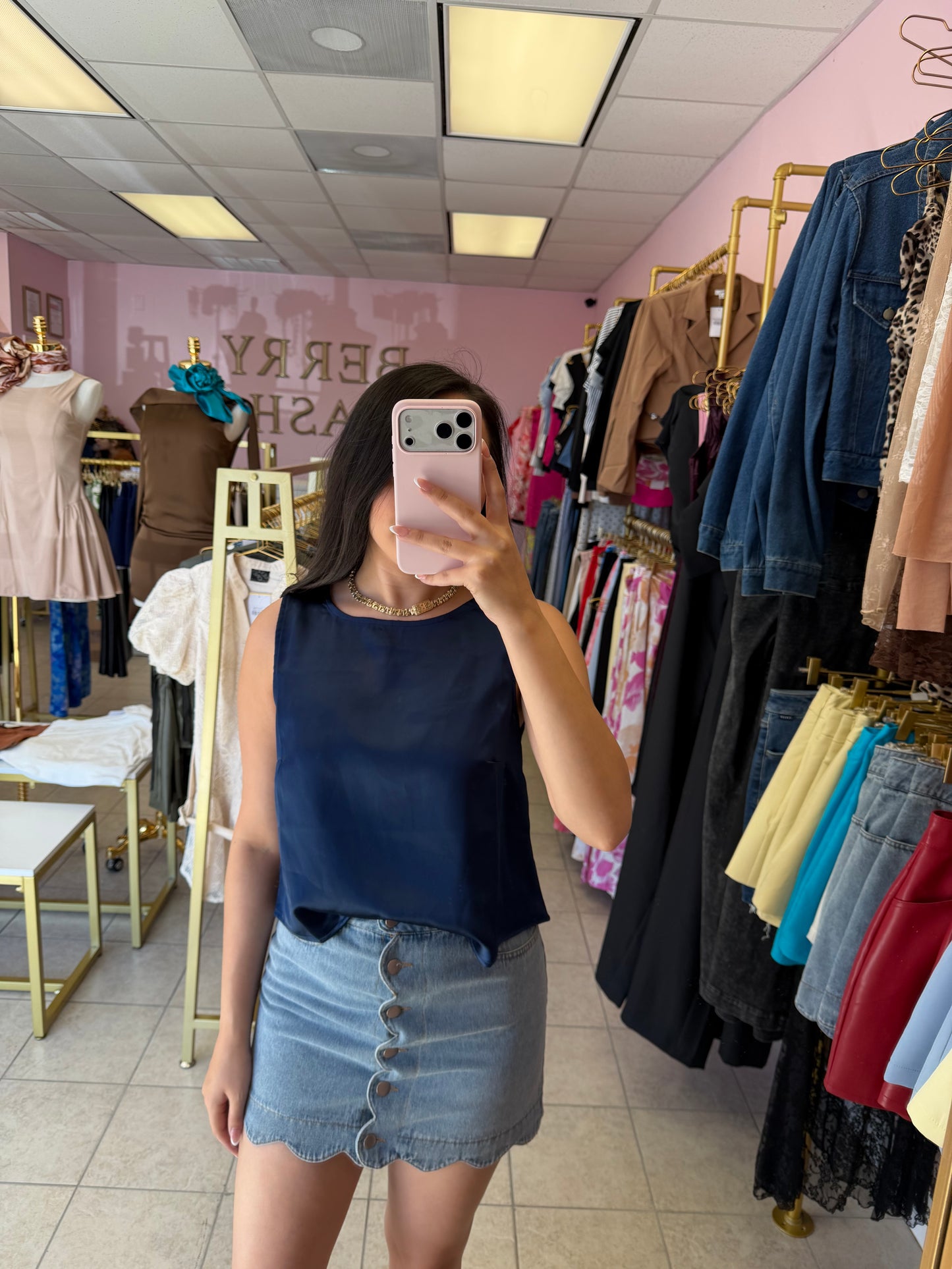Itzel Top