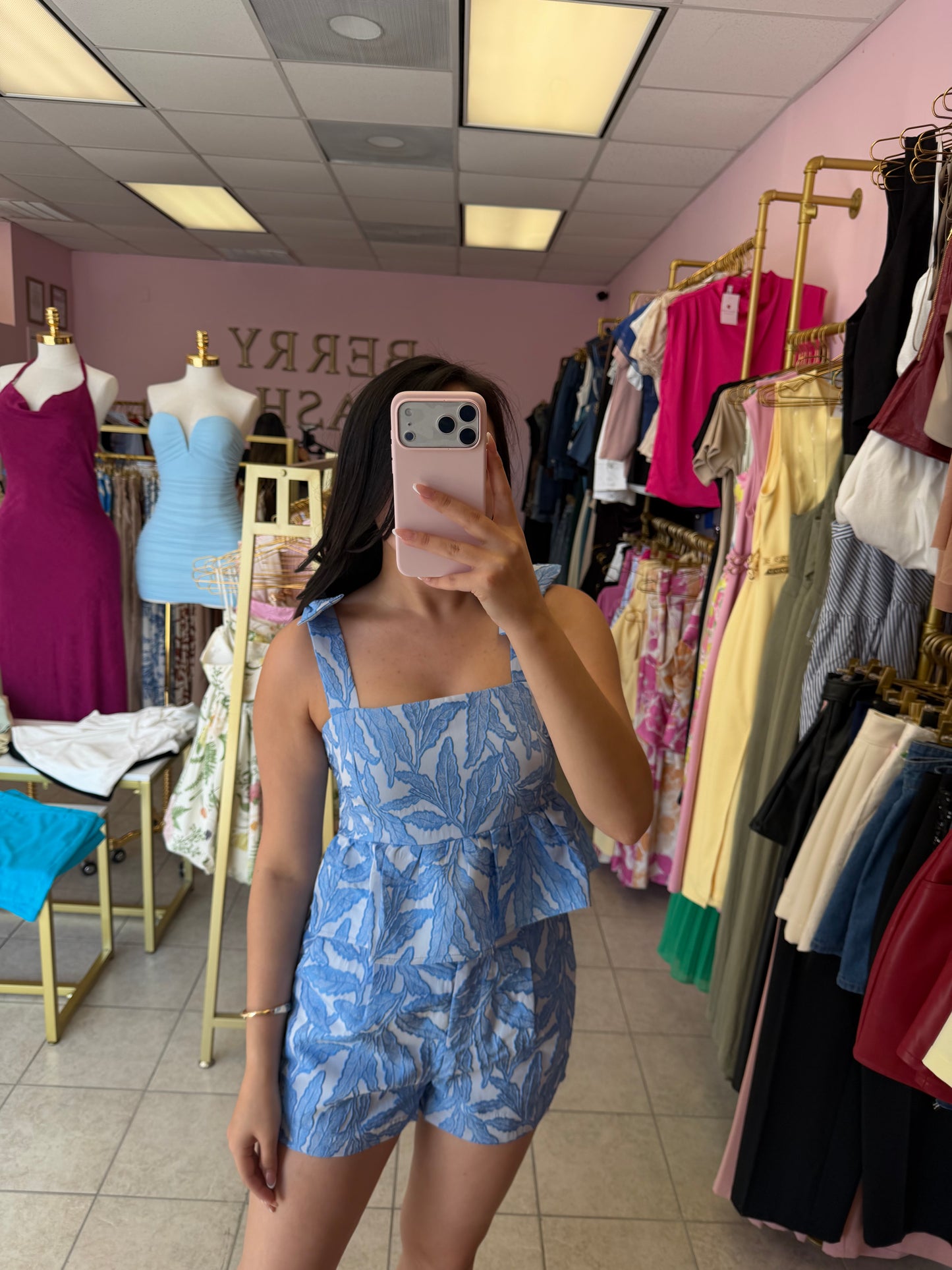 Noemi Set